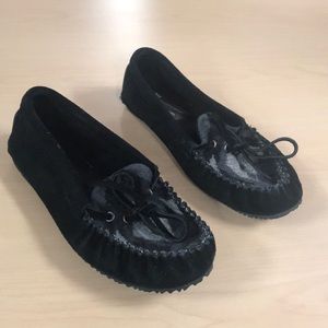Manitobah mukluks “wool” moccasins.
